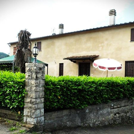 La Cheta Villa Monsagrati Екстериор снимка