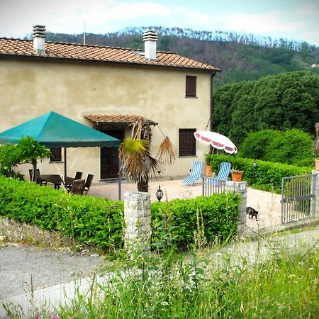 La Cheta Villa Monsagrati Екстериор снимка
