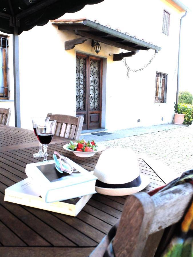 La Cheta Villa Monsagrati Екстериор снимка